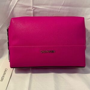 NWT Calvin Klein Vinyl Cosmetic Case